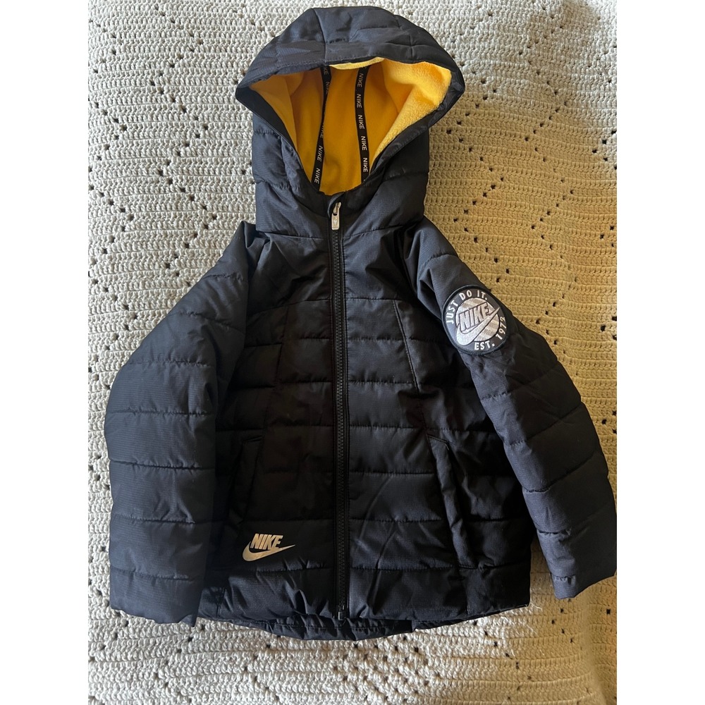 Nike Kids Black Yellow Fleece Lined Hooded Puffer Jacket Just Do It Patch